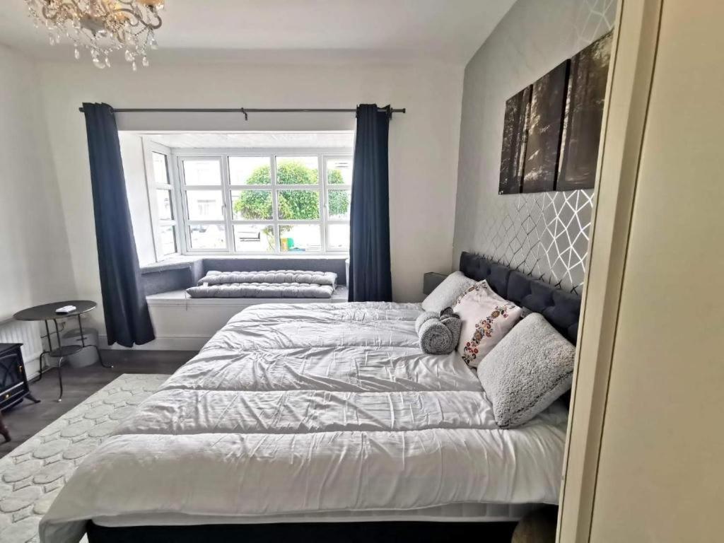 City Centre Room, Wifi, Share Facility Swansea Luaran gambar
