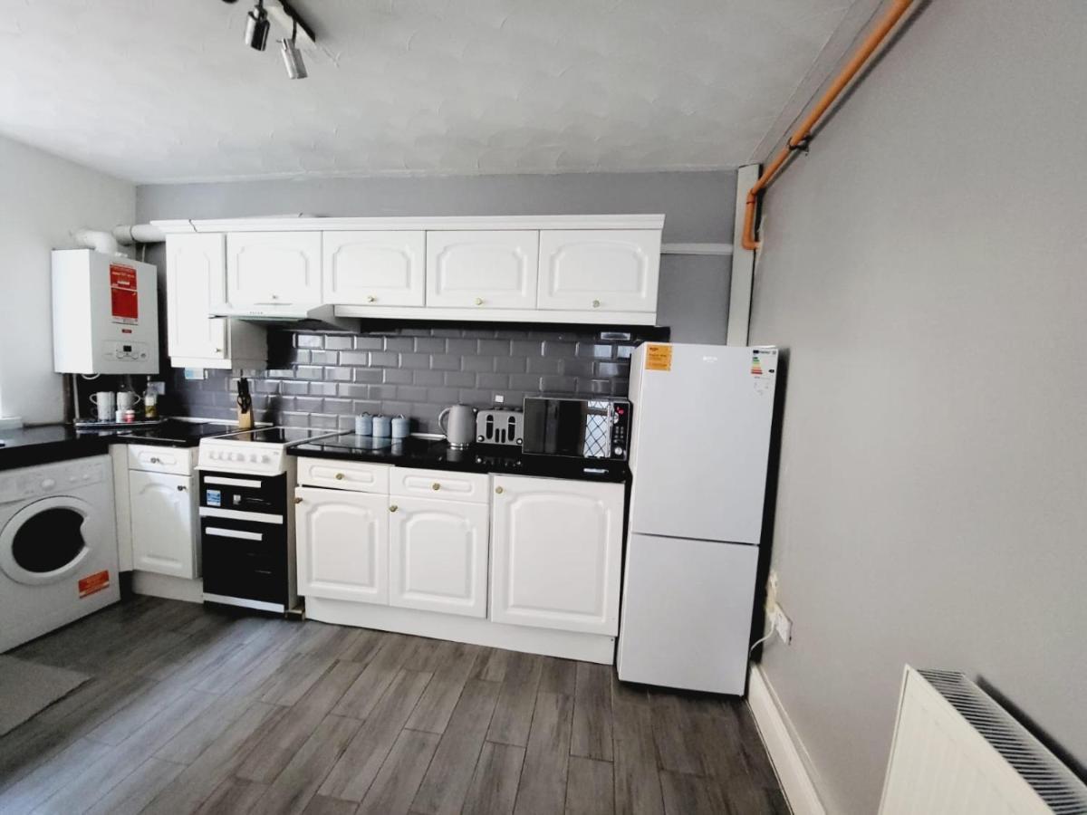 City Centre Room, Wifi, Share Facility Swansea Luaran gambar